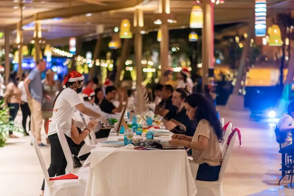งานเฉลิมฉลองวันคริสต์มาสรัสเซีย ที่บลูทรีภูเก็ต