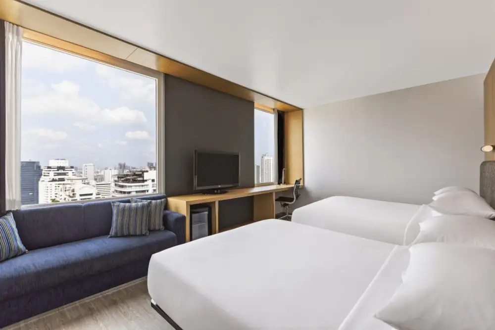อลอฟท์ กรุงเทพ สุขุมวิท 11 นำเสนอห้องพักแบบ connecting rooms ที่ตอบโจทย์การกักตัวแบบคู่รักและครอบครัวที่กรุงเทพ พร้อมให้ส่วนลดพิเศษสำหรับสมาชิก