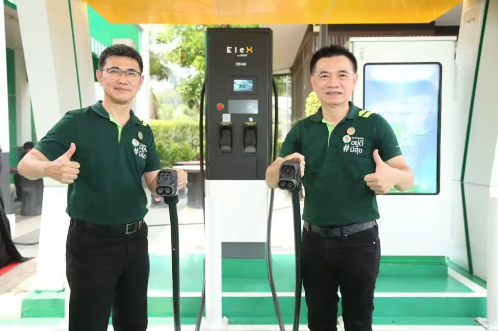 พีทีจี - กฟผ. ผนึกกำลังรองรับอุตสาหกรรม EV ในไทย เปิดตัว EleX by EGAT สถานีชาร์จ EV ในปั๊ม PT โคราชแห่งแรก