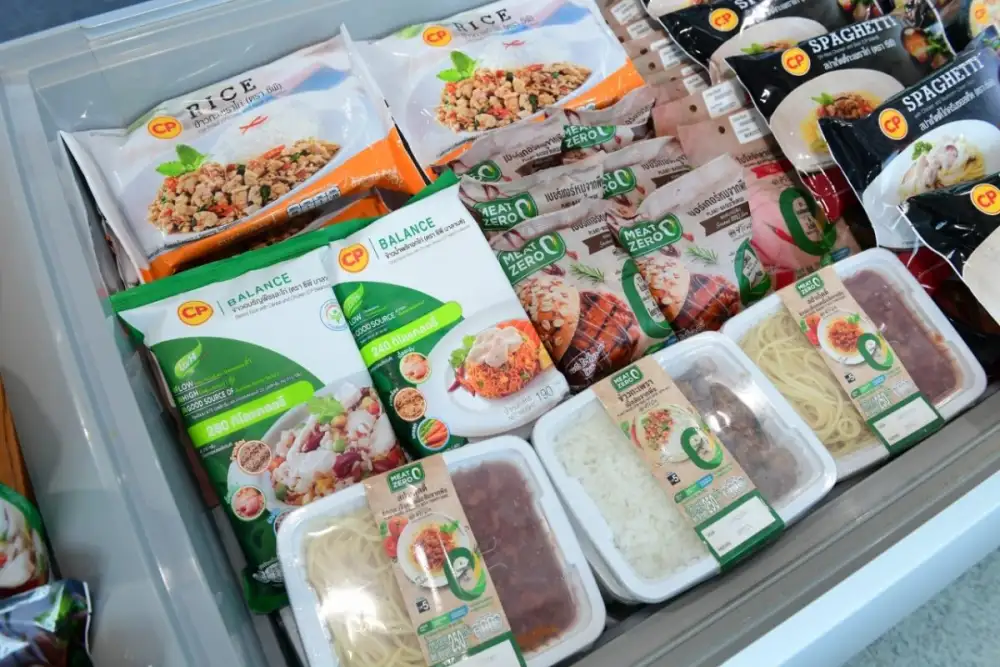 CP Group and CP Foods continues to donate food to help out the national mass vaccination plan