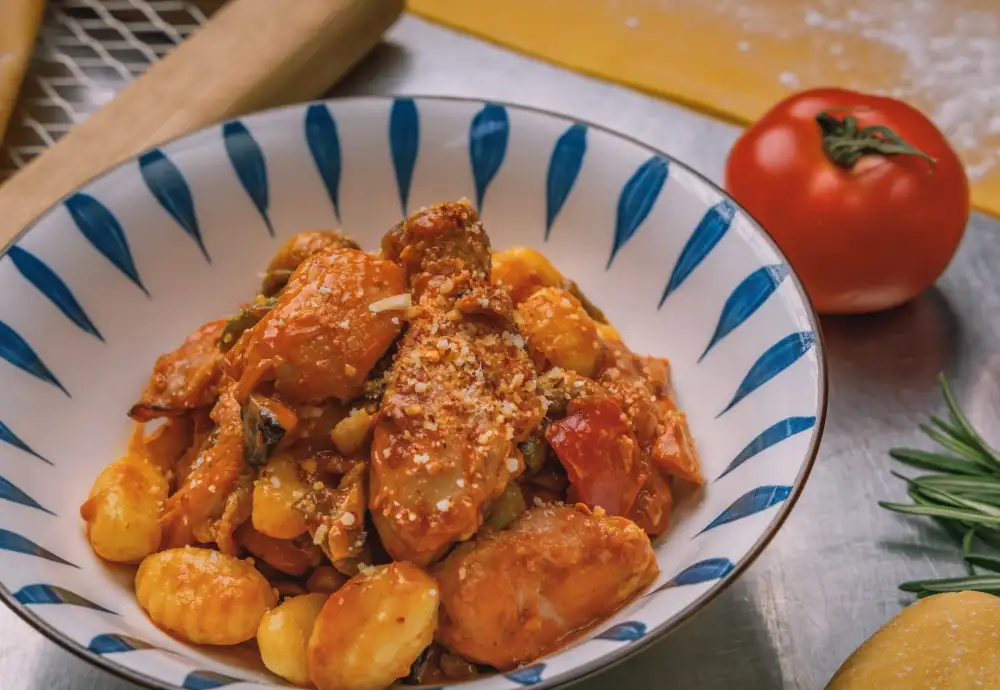 BUY 1 GET 1 FREE FOOD DELIVERY, GRAND HYATT ERAWAN BANGKOK (NOW - 30 June 2021)