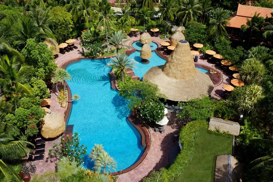 Anantara Hua Hin Presents 'Tennis Camp with a Champ' Hosted by Thailand's Top Star of the Court
