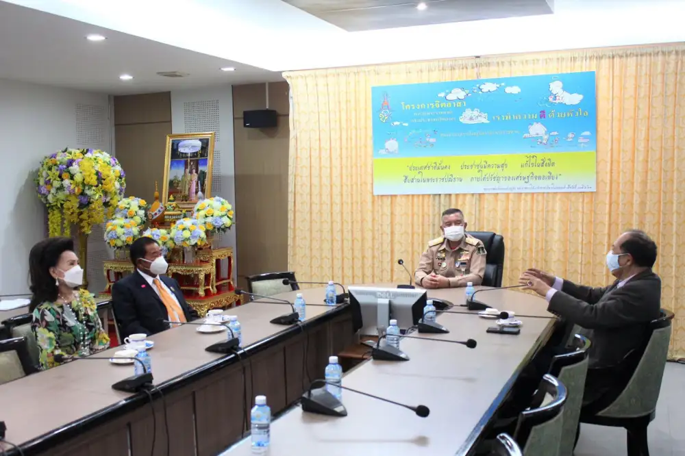 TOA และมูลนิธิคุณแม่ลี้กิมเกียว ตั้งคารวคุณ มอบน้ำดื่ม ให้แก่โครงการจิตอาสาพระราชทาน
