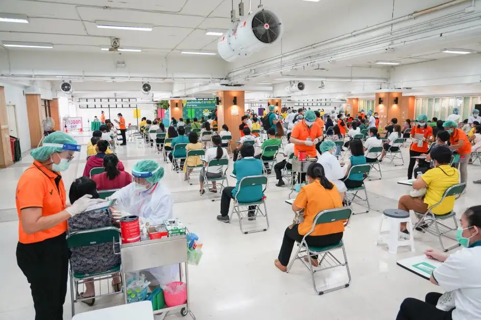ราชวิทยาลัยจุฬาภรณ์- AIS 5G ผสานพลัง ชูนวัตกรรม