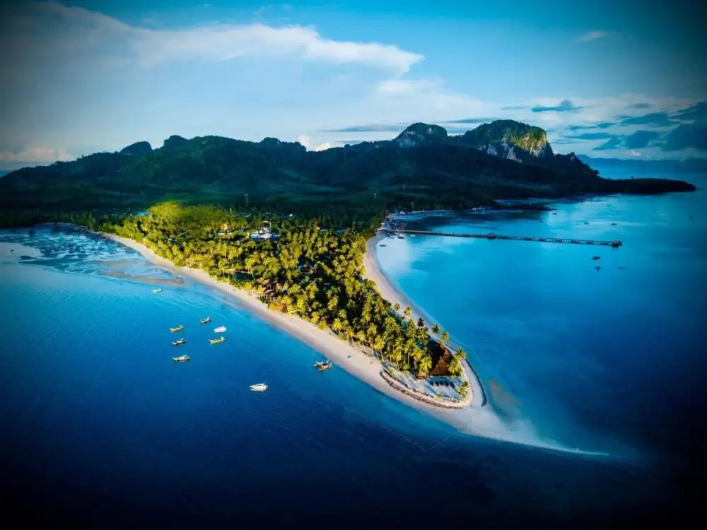 ASIA'S NEWEST HOTEL BRAND, EXPLORAR HOTELS & RESORTS, LAUNCHES IN KOH MOOK, THAILAND