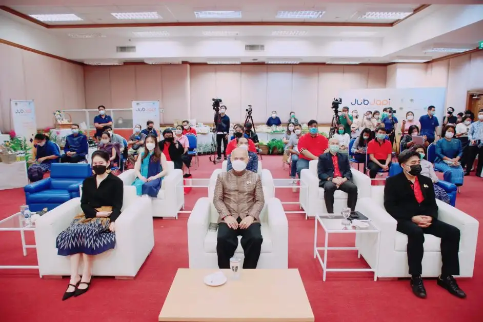 พช. จับมือ ไปรษณีย์ไทย และ ป.ปัน วิสาหกิจเพื่อสังคม ดันแพลตฟอร์ม