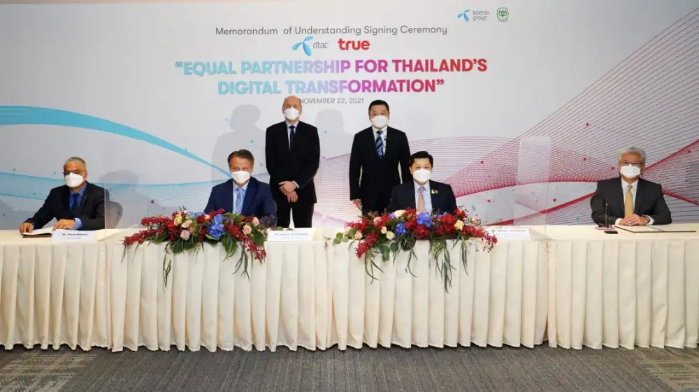 เครือซีพี และกลุ่มเทเลนอร์ พิจารณาสร้างความร่วมมืออย่างเท่าเทียมกัน (Equal Partnership) เพื่อปรับโครงสร้างองค์กร (Transformation) สู่การเป็นบริษัทเทคโนโลยี