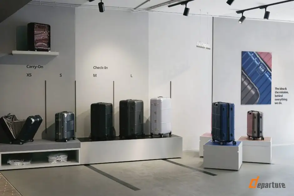 Departure เปิดตัว Experience Store ในต่างแดนเป็นครั้งแรกที่กรุงเทพฯ เรามั่นใจเต็มที่ว่าเมื่อได้ลองแล้ว จะเปลี่ยนใจกลับไปใช้กระเป๋าเดินทางในแบบเดิมๆไม่ได้อีกเลย