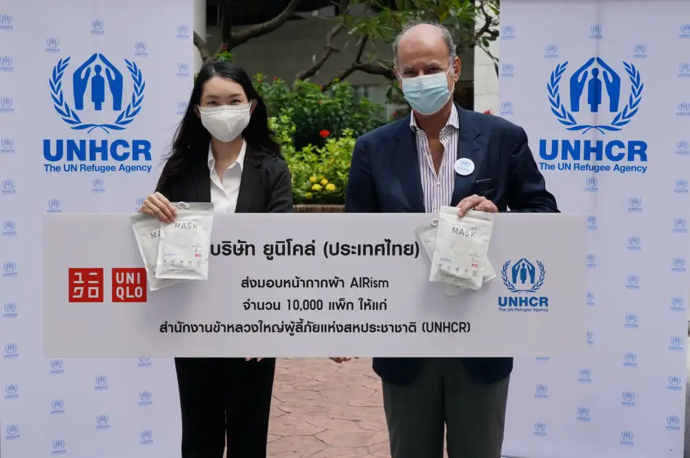 ยูนิโคล่ ประเทศไทย ขอบคุณที่ให้เราเป็นส่วนหนึ่งของชีวิตคุณ ส่งมอบหน้ากากผ้าแอริซึ่ม 200,000 แพ็ก ส่งความห่วงใยแก่สังคมไทย