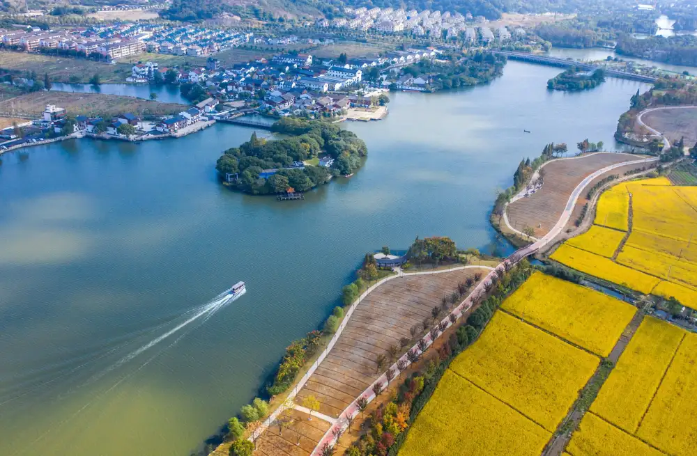 Xinhua Silk Road: การแข่งขันวางแผนและออกแบบพื้นที่ทะเลสาบเจียนหู เมืองเส้าซิง เปิดฉากขึ้นที่เมืองเส้าซิงแห่งมณฑลเจ้อเจียง