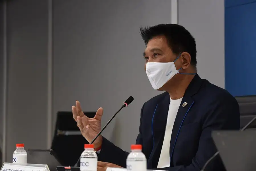 ม.หอการค้าฯ เชื่อโควิดโอมิครอนไม่กระทบต่อเศรษฐกิจไทย-โลกรุนแรง