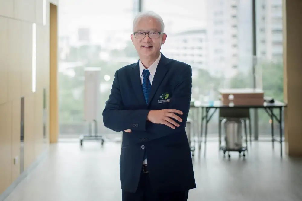 EKH เผยโอมิครอนดันอัตราครองเตียงพุ่ง 170-180% เปิดศูนย์ดูแลผู้สูงอายุ Q2/65