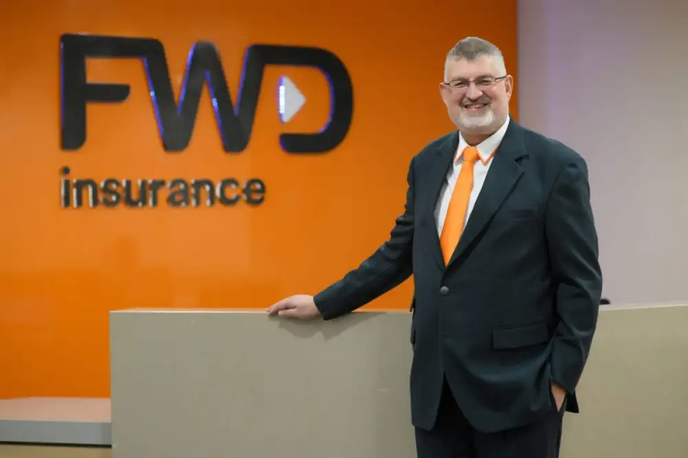 FWD ประกันชีวิต ห่วงใยลูกค้าที่ได้รับผลกระทบโควิด-19 ขยายระยะเวลาผ่อนชำระ - ยกเว้นดอกเบี้ยต่ออายุกรมธรรม์