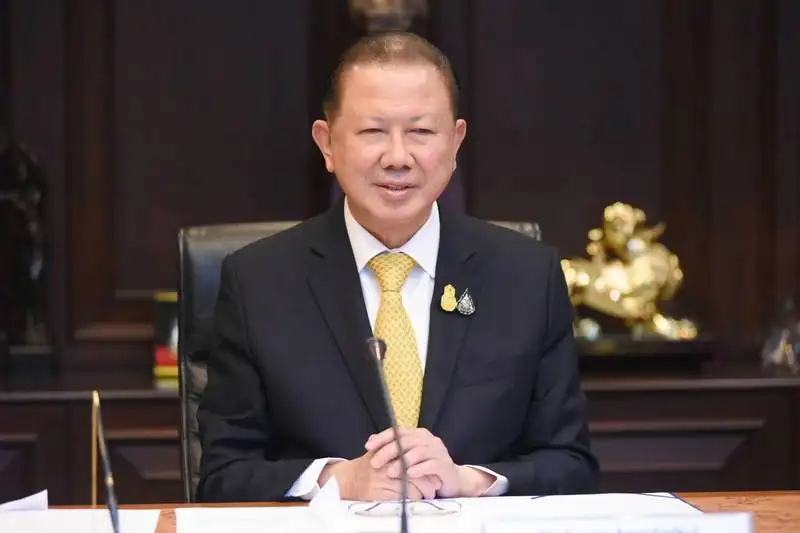 หอการค้าฯ หนุนเร่งประกาศโควิดเป็นโรคประจำถิ่น เรียกความเชื่อมั่น-เพิ่มกำลังซื้อในปท.