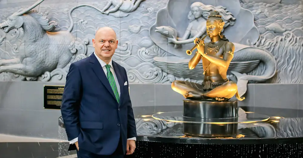 รอยัล คลิฟ พัทยา แต่งตั้งคุณดักลาส เกล็นน์ ดำรงตำแหน่งผู้จัดการทั่วไปคนใหม่