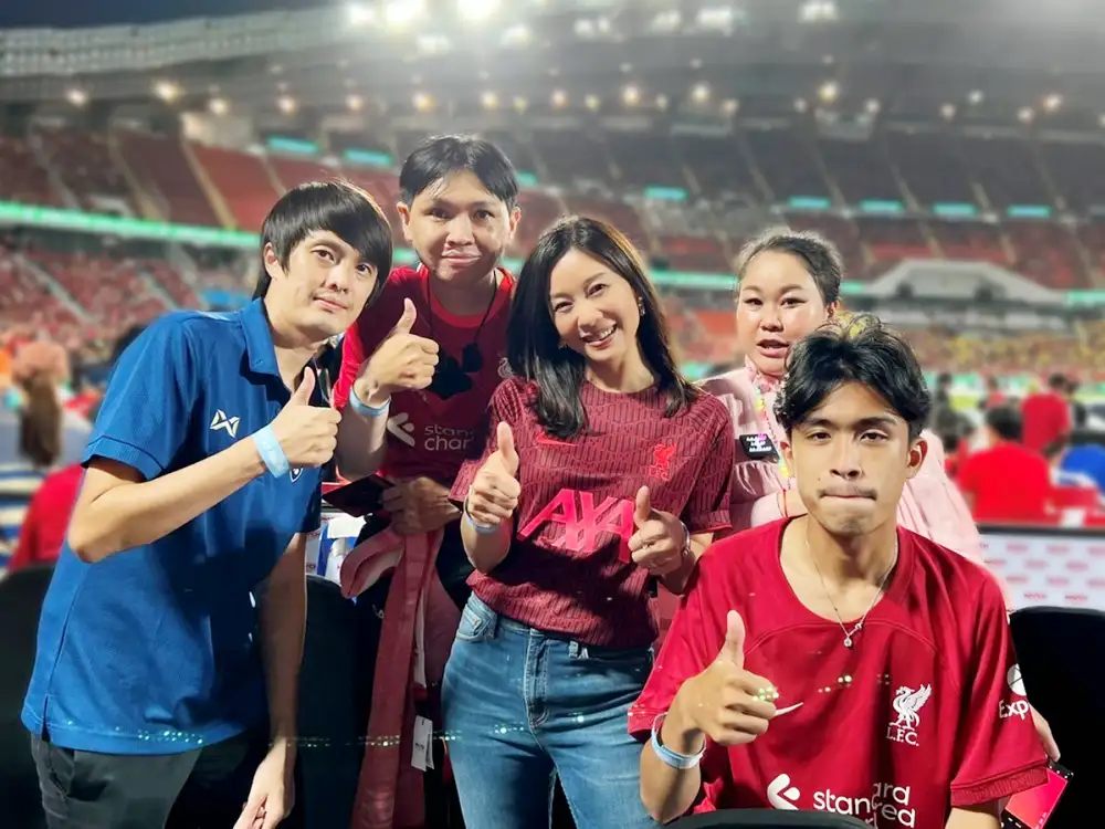 AXA Thailand General Insurance Takes VIP Partners and Lucky Winners to See