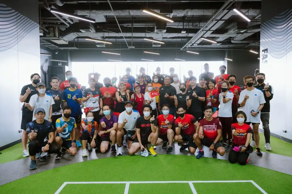 KTC partnered with Jetts Fitness and invited cardmembers to   join  the 