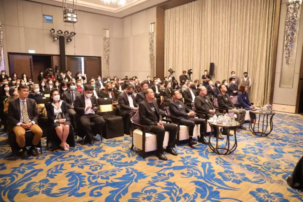 EXIM BANK สานพลังสภาหอฯ ส.อ.ท. สรท.และ CMMU  จัดหลักสูตร 