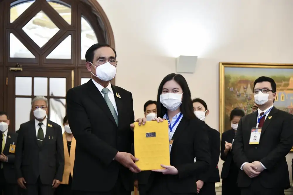 ม.ศรีปทุม เจ้าภาพร่วมฯจัดงานประชุมผู้นำเยาวชนฯ พร้อมคณะผู้แทนเยาวชน APEC VOTF 2022 เข้าพบนายกรัฐมนตรี
