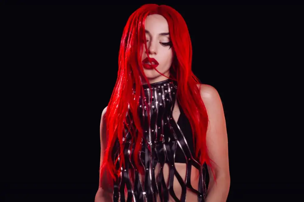 'Diamonds & Dancefloors' อัลบั้มใหม่ของ Ava Max และวันนี้สนุกกับ