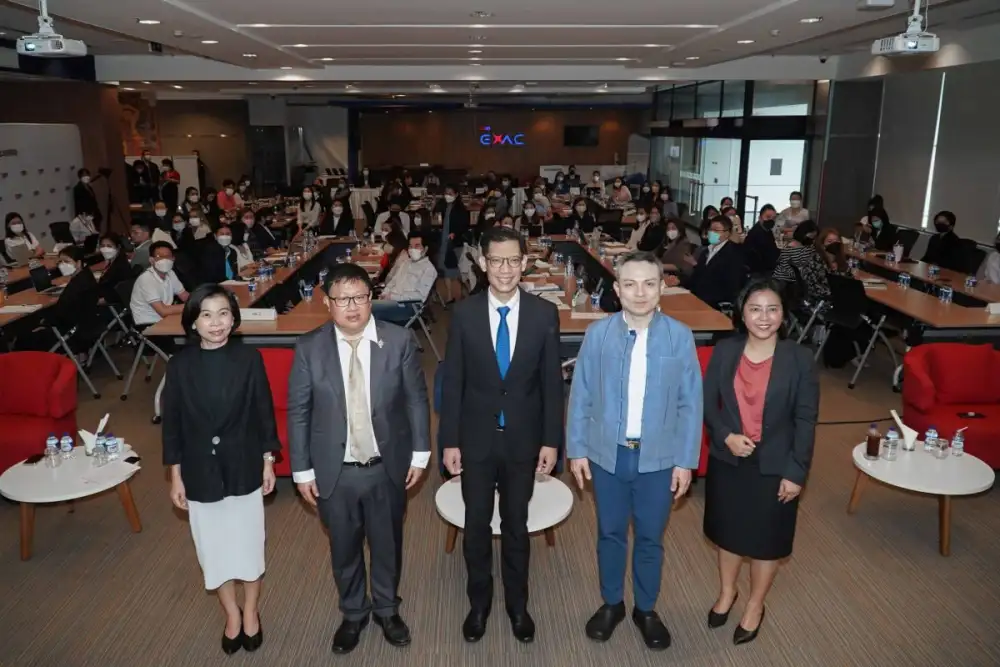 EXIM Thailand Joins Hands with DFT and AMLO in Organizing Training Workshop to Boost Thai Entrepreneurs' Export Potential toward Next Normal Global Markets