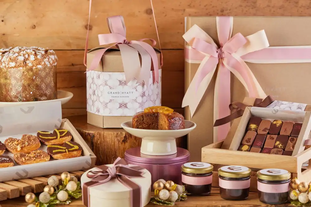 HOLIDAY HAMPERS FROM GRAND HYATT ERAWAN BANGKOK GUARANTEES FOR THE SEASON'S FESTIVITY AND JOY