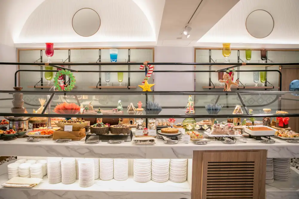 Add Cheer to Your Christmas Celebrations with our Italian & Thai Festive International Buffet