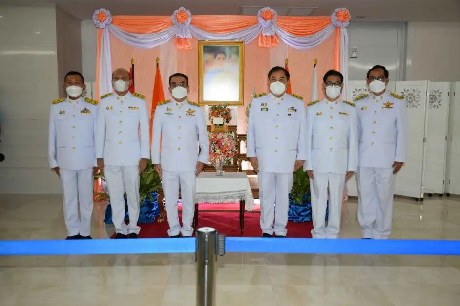อ.อ.ป. นำคณะผู้บริหาร ร่วมลงนามถวายพระพร