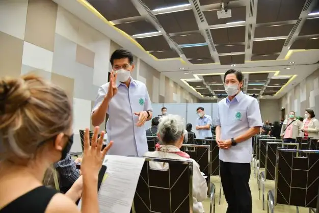 สยามพารากอน-ไอคอนสยาม เปิด Walk in ฉีดวัคซีนโควิดฟรี ถึง 26 ธ.ค.นี้