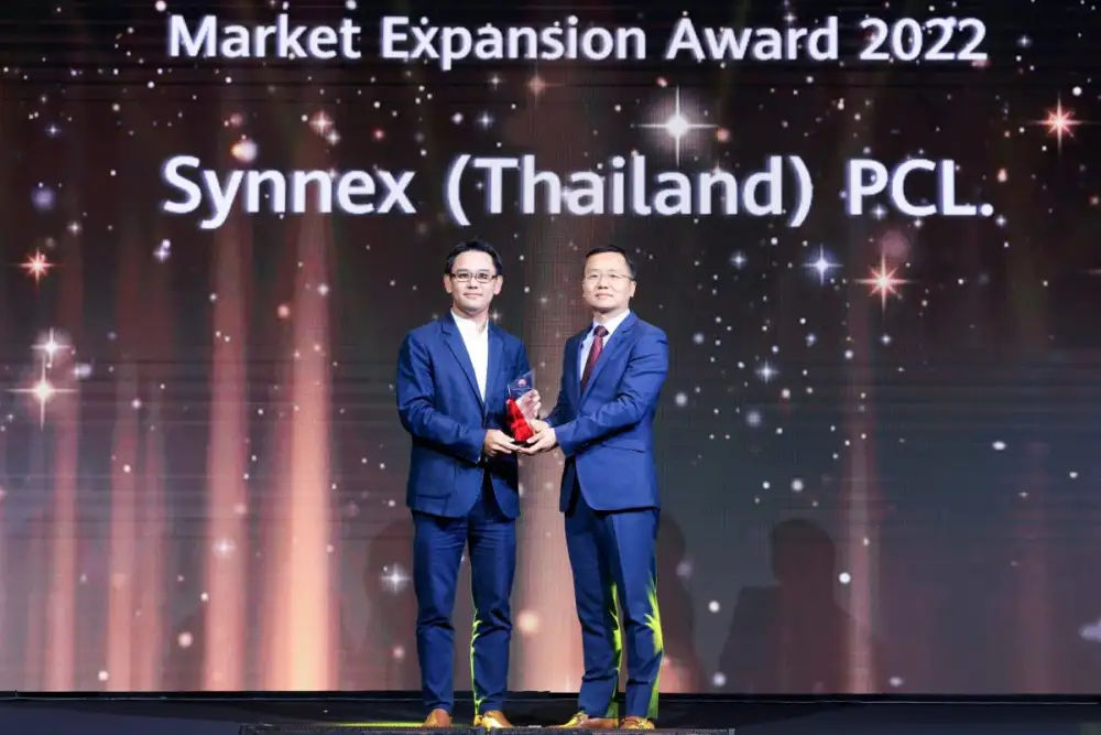 ซินเน็คฯ รับรางวัลฯ ความสำเร็จในการขยายตลาดให้กับ HUAWEI
