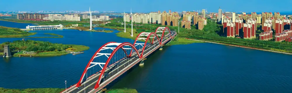 เมืองนิเวศเทียนจิน จีน-สิงคโปร์ มุ่งมั่นส่งเสริมอุตสาหกรรมการพัฒนาและการก่อสร้างอาคารสีเขียว