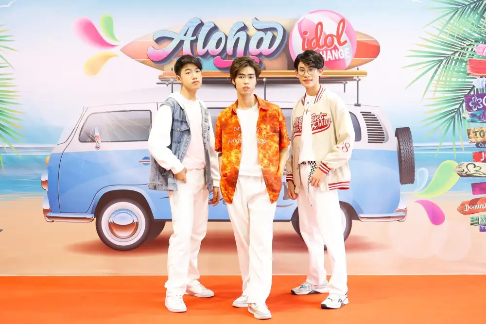 เดือดต้อนรับซัมเมอร์! งาน Idol Exchange@เอ็ม บี เค เซ็นเตอร์ ทัพไอดอล T-Pop กว่า 100 ชีวิตแจกความสดใสจัดเต็มโชว์สุดพิเศษ