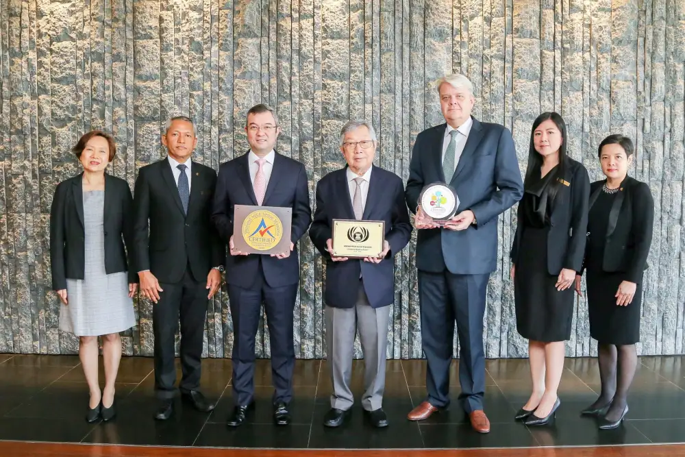 Centara Grand & Bangkok Convention Centre at CentralWorld receives 3 categories of award from TCEB