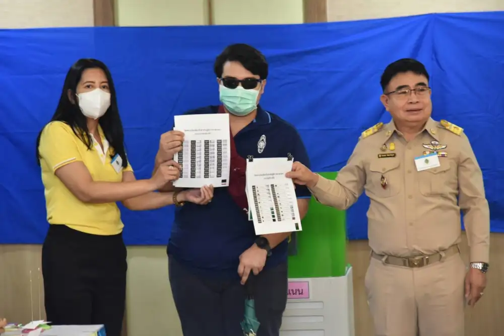 เลือกตั้ง'66:กกต.พร้อมอำนวยความสะดวกให้คนพิการ-ทุพพลภาพ-ผู้สูงอายุ