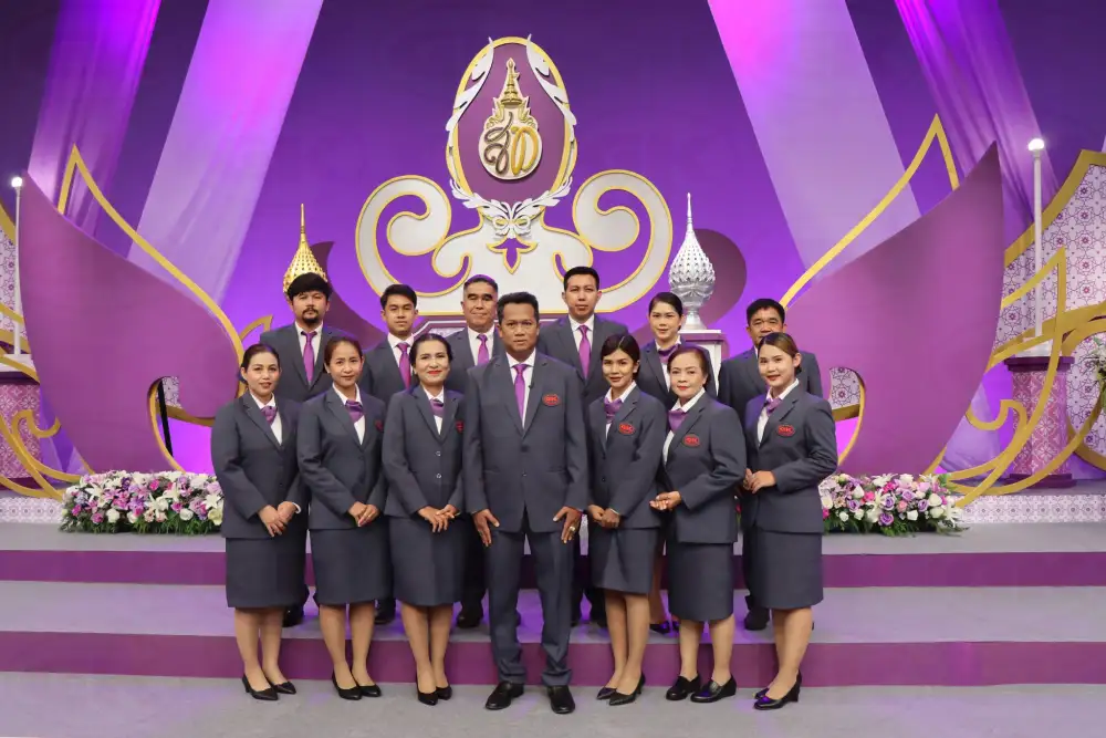 ซีเอเค อินเตอร์เนชั่นแนล บันทึกเทปโทรทัศน์ถวายพระพรพระราชินี