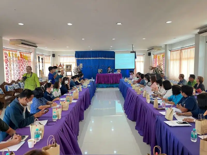 สำนักงานพัฒนาฝีมือแรงงานแพร่ ร่วมประชุมคณะทำงานบริหารการจัดเก็บข้อมูลความจำเป็นพื้นฐาน (จปฐ) และข้อมูลพื้นฐานระดับหมู่บ้าน (กชช. 2ค) จังหวัดแพร่ประจำปี 2566