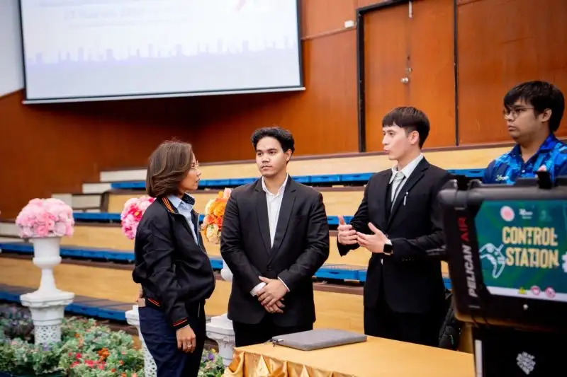 มจพ. ต้อนรับ รมว. อุตสาหกรรมเยี่ยมชมห้องปฏิบัติการและผลงานวิจัยอุตสาหกรรม