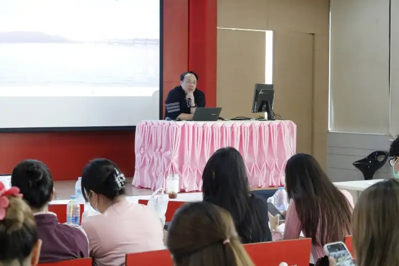 SBS Digital Entrepreneur เติมความรู้! DEK บริหารธุรกิจ
