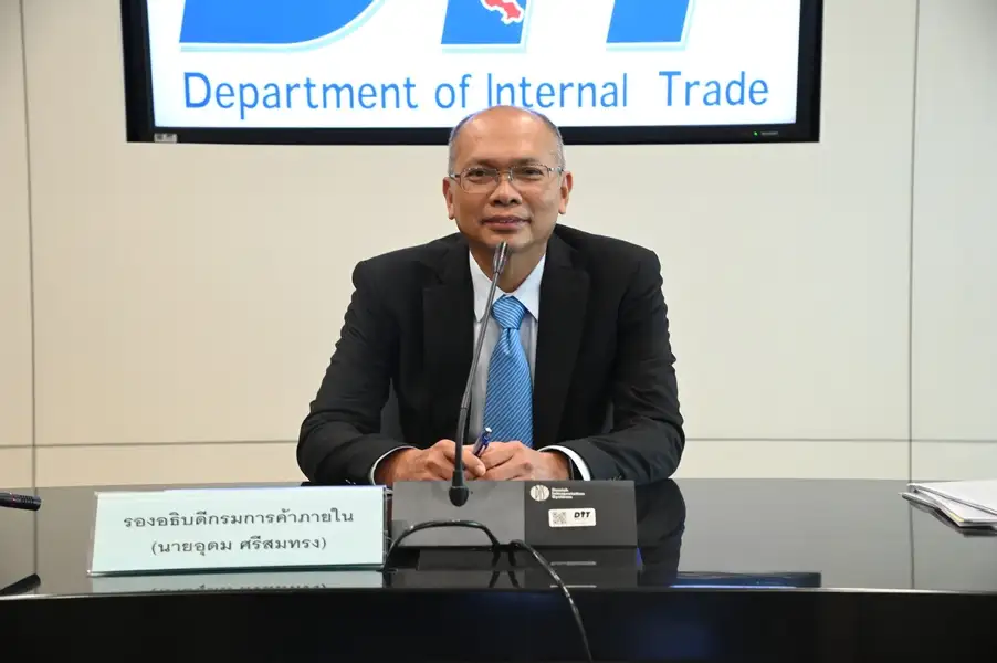 พาณิชย์ กำชับโรงสกัดต้องแจ้งแผนหยุดรับซื้อผลปาล์มช่วงสารทเดือน 10