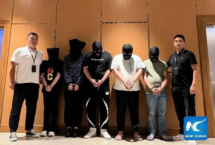 เมียนมาส่งตัวผู้ต้องสงสัยฉ้อโกงทางโทรคมนาคมให้จีนกว่า 2,300 ราย