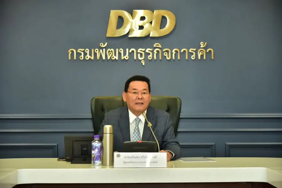 รมช.พาณิชย์ มอบนโยบายหนุนธุรกิจ SMEs สร้างมูลค่าตลาด 40% ของ GDP ในปี 70