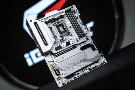COLORFUL เปิดตัวเมนบอร์ด iGame Z790D5 FLOW และ iGame Z790D5 ULTRA สำหรับซีพียู 14th Gen Intel Core