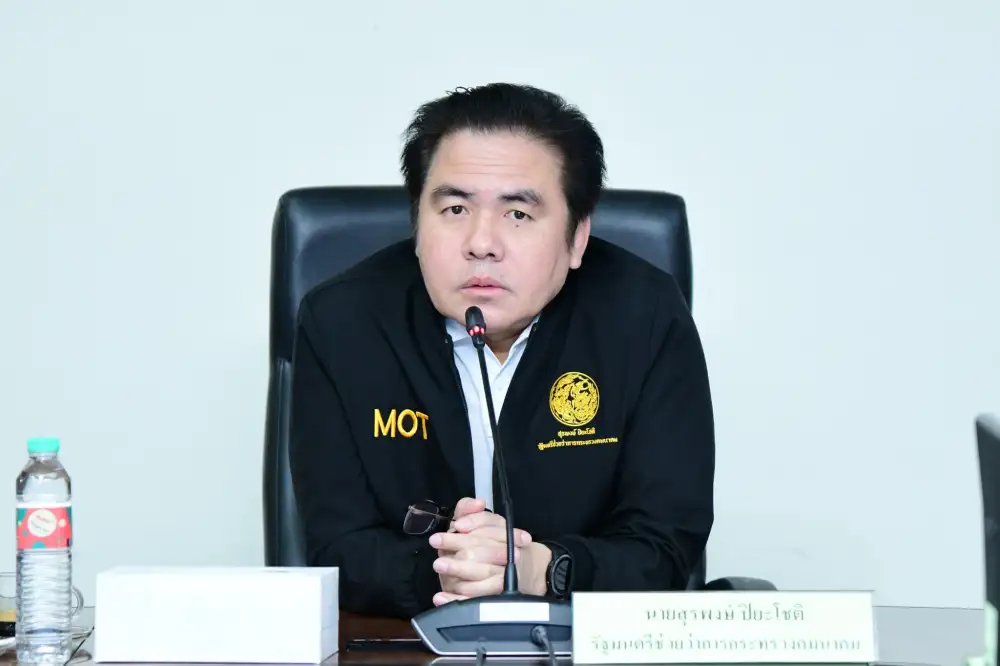 รมช.คมนาคม สั่งติดตามความคืบหน้าโครงการเรงด่วน ก่อนรายงานครม.สัญจร