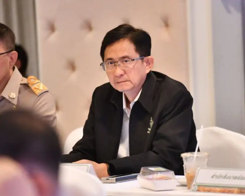 กทม.กำชับ กฟน.ตรวจสอบมาตรฐานความปลอดภัยก่อสร้างบ่อพักท่อร้อยสายไฟใต้ดินป้องกันอุบัติเหตุผู้ใช้รถใช้ถนน