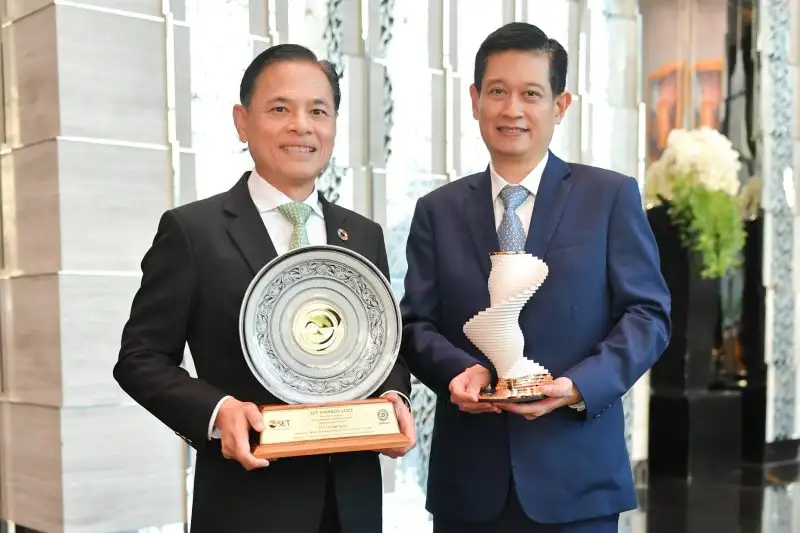 'SCGP' คว้ารางวัลสุดยอดองค์กรยั่งยืนและสร้างสรรค์นวัตกรรมยอดเยี่ยมจาก SET