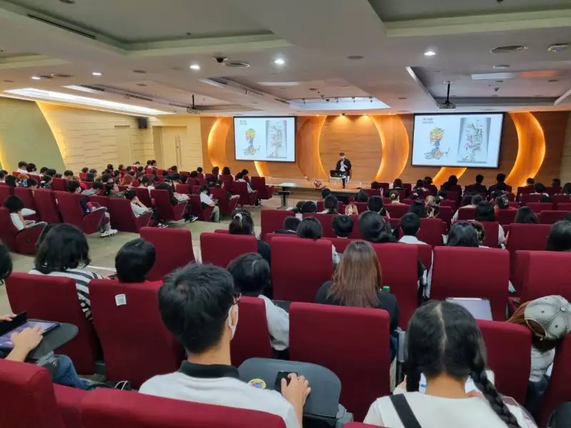 คณะดิจิทัลมีเดีย ม.ศรีปทุม จัดกิจกรรมเผยแพร่ความรู้ Artist Talk : PUCK