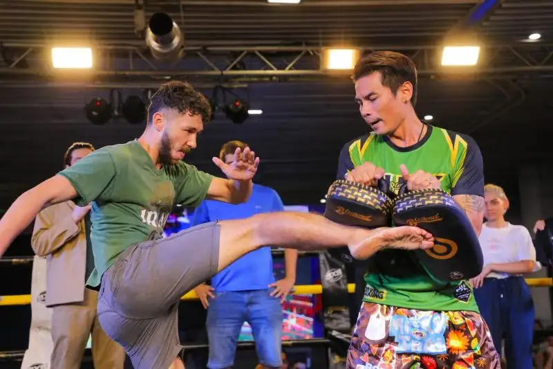 เอ็ม บี เค เซ็นเตอร์ ชวนเชียร์มวยมันส์ ในงาน MBK CENTER FIGHT NIGHT ฟรี!! ทุกวันพุธแรกและวันพุธสุดท้ายของเดือน
