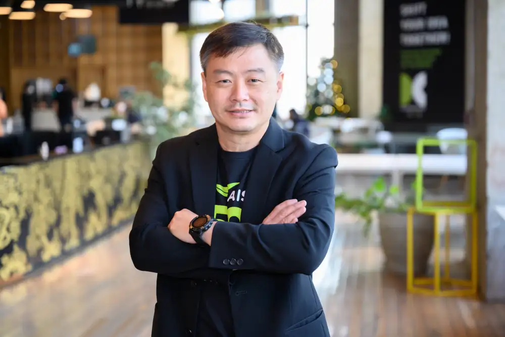 ADVANC โชว์นวัตกรรมสุดล้ำ ใช้งานพร้อมกัน 2 ซิม บน 5G SA ทั้ง Voice-Dataไม่มีสะดุด