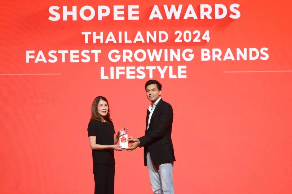 โฮมโปร ตอกย้ำผู้นำค้าปลีกฯ เรื่องบ้าน คว้ารางวัล 