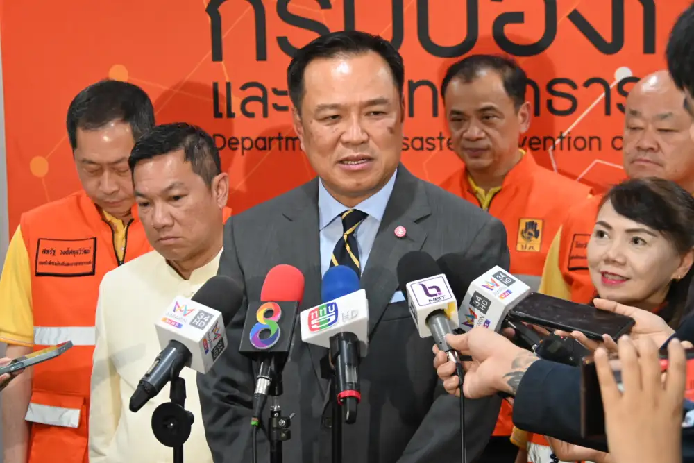 มท.1 ปัดข่าวช่วยน้ำท่วมเชียงรายล่าช้า-เตรียมพร้อมรับมวลน้ำหลากเข้าภาคอีสาน
